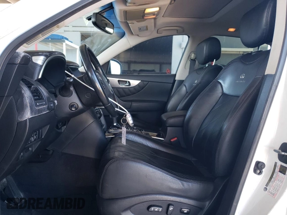 2010 Infiniti FX35 with VIN JN8AS1MUXAM800045, listed as a Copart auction lot 72498284 with 133,757 mi miles and Salvage Title. Bid and sale history available at carsss.com. Image 7.