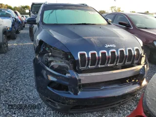 2018 Jeep Cherokee Latitude Plus with VIN 1C4PJLLB8JD590419, listed as a Copart auction lot 51734675 with 145,331 mi miles and Salvage Title. Bid and sale history available at carsss.com. Image 5.