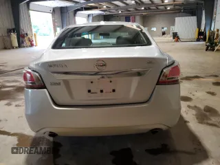 2015 Nissan Altima SL z VIN 1N4AL3AP4FN382690, wystawiony jako Copart lot #60986535 z przebiegiem 242 874 mil mil oraz Szkoda całkowita • Salvage title. Historia ofert i sprzedaży dostępna na DreamBid. Obrazek 6.