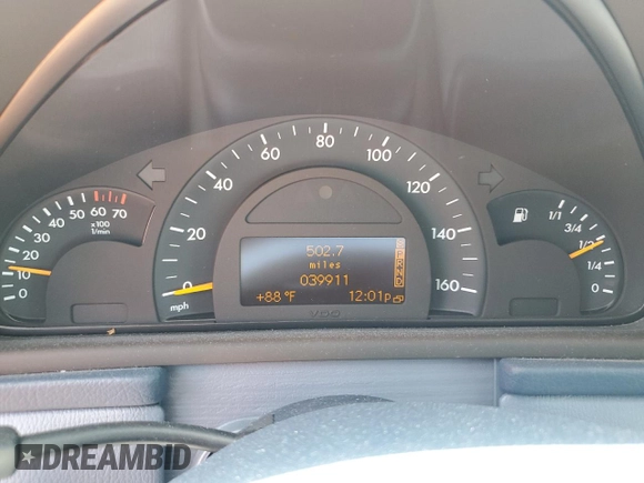 2001 Mercedes-Benz C 230/260/280/320 z VIN WDBRF61J71F094732, wystawiony jako Copart lot #50448475 z przebiegiem 39 911 mil mil oraz Czysty tytuł • Clean title. Historia ofert i sprzedaży dostępna na DreamBid. Obrazek 9.