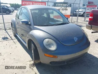 2006 Volkswagen Beetle с VIN 3VWPW31C96M411004, выставлен на аукционе IAAI как лот 42551011 с пробегом 95 514 миль миль и . История ставок и продаж доступна на DreamBid. Изображение 1.