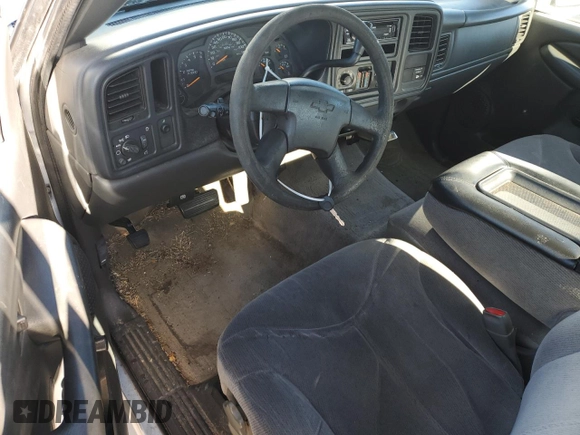 2003 Chevrolet Silverado 1500 with VIN 2GCEC19T631380406, listed as a Copart auction lot 86664054 with 181,921 mi miles and Salvage Title. Bid and sale history available at carsss.com. Image 8.