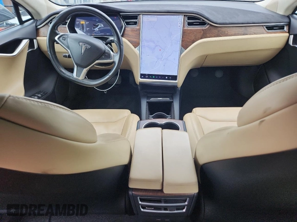 2017 Tesla Model S 60 z VIN 5YJSA1E18HF193461, wystawiony jako Copart lot #61040785 z przebiegiem 99 100 mil mil oraz Szkoda całkowita • Salvage title. Historia ofert i sprzedaży dostępna na DreamBid. Obrazek 8.