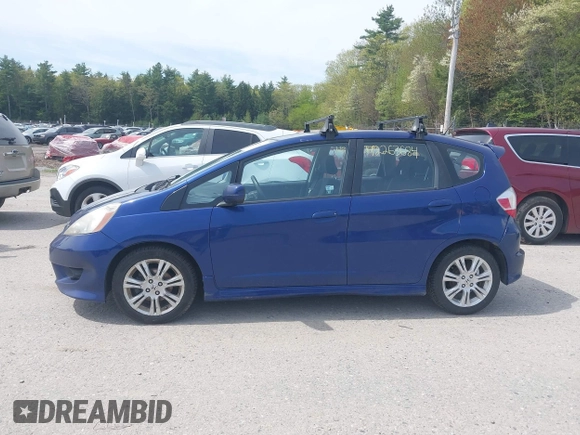 2011 Honda Fit Sport with VIN JHMGE8H57BC021538, listed as a IAAI auction lot 42263684 with 144,164 mi miles and . Bid and sale history available at DreamBid. Image 12.