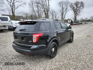 2015 Ford Utility Police Interceptor with VIN 1FM5K8AR4FGC51563, listed as a Copart auction lot 82467064 with 108,861 mi miles and Clean Title. Bid and sale history available at carsss.com. Image 4.