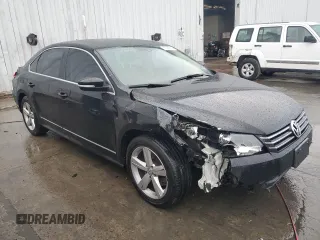 2013 Volkswagen Passat SE w/Sunroof & Nav with VIN 1VWBP7A36DC127911, listed as a Copart auction lot 83520534 with 71,814 mi miles and Salvage Title. Bid and sale history available at carsss.com. Image 4.