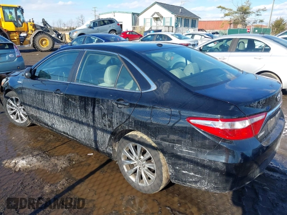 2017 Toyota Camry Hybrid LE with VIN 4T1BD1FK9HU203089, listed as a IAAI auction lot 41315779 with 87,630 mi miles. Bid and sale history available at carsss.com. Image 3.