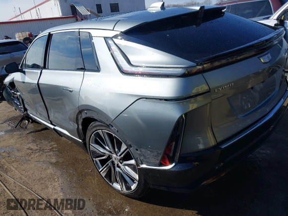2024 Cadillac LYRIQ Luxury z VIN 1GYKPSRL3RZ107978, wystawiony jako IAAI lot #41509419 z przebiegiem 10 233 mil mil oraz . Historia ofert i sprzedaży dostępna na DreamBid. Obrazek 3.
