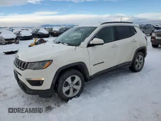 2019 Jeep Compass Latitude with VIN 3C4NJDBB7KT695401, listed as a Copart auction lot 87839655 with 121,437 mi miles and Clean title. Bid and sale history available at DreamBid. Image 1.