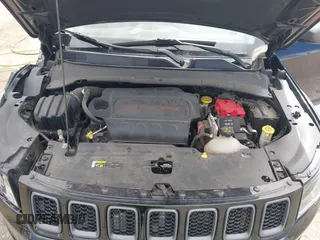 2020 Jeep Compass Trailhawk with VIN 3C4NJDDB7LT129673, listed as a IAAI auction lot 41811055 with 30,106 mi miles and . Bid and sale history available at carsss.com. Image 10.