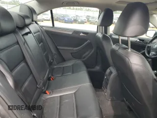 2013 Volkswagen Jetta SEL с VIN 3VWLX7AJ9DM445880, выставлен на аукционе Copart как лот 62059235 с пробегом 231 887 миль миль и Списание • Salvage title. История ставок и продаж доступна на DreamBid. Изображение 10.