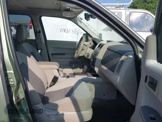 2008 Ford Escape XLT with VIN 1FMCU93188KA89855, listed as a IAAI auction lot 42581640 with 172,576 mi miles and . Bid and sale history available at DreamBid. Image 5.