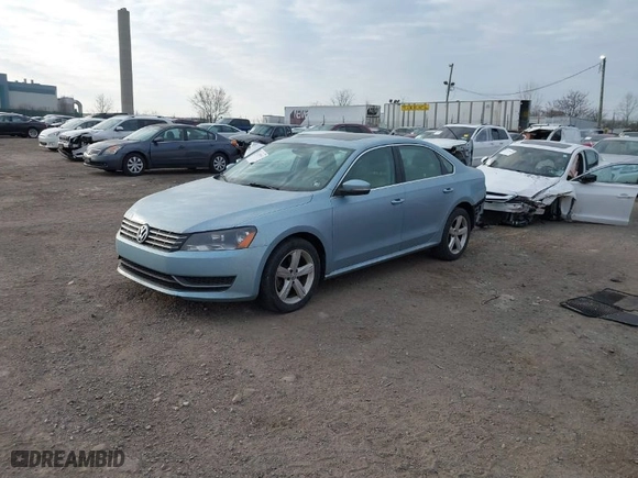 2013 Volkswagen Passat TDI SE w/Sunroof with VIN 1VWBN7A38DC094898, listed as a IAAI auction lot 41709347 with 120,035 mi miles. Bid and sale history available at carsss.com. Image 2.