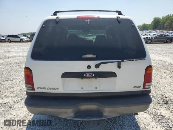2000 Ford Explorer XLS z VIN 1FMZU62X7YZA94180, wystawiony jako Copart lot #53661645 z przebiegiem 101 319 mil mil oraz Szkoda całkowita • Salvage title. Historia ofert i sprzedaży dostępna na DreamBid. Obrazek 6.