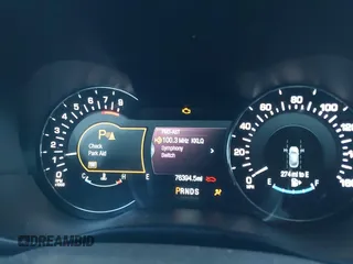 2015 Lincoln MKC z VIN 5LMCJ1A90FUJ40816, wystawiony jako IAAI lot #41674923 z przebiegiem 76 394 mil mil oraz . Historia ofert i sprzedaży dostępna na DreamBid. Obrazek 7.