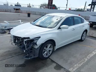 2014 Nissan Altima 2.5 S with VIN 1N4AL3AP7EC274865, listed as a IAAI auction lot 41916052 with 113,687 mi miles. Bid and sale history available at carsss.com. Image 21.