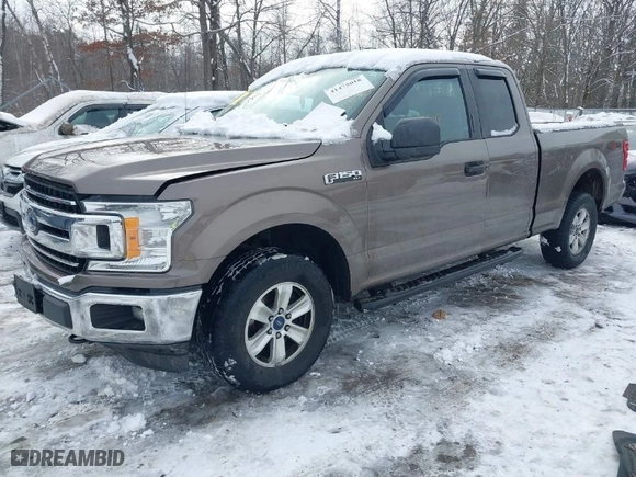 2018 Ford F-150 XL with VIN 1FTFX1EGXJKC36310, listed as a IAAI auction lot 41475018 with 116,662 mi miles. Bid and sale history available at carsss.com. Image 2.