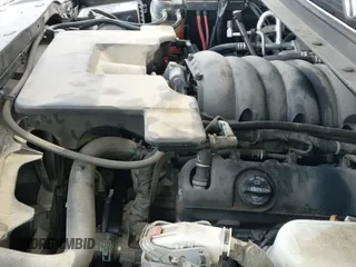 2020 GMC Yukon XL SLT z VIN 1GKS2GKC7LR211221, wystawiony jako IAAI lot #42982010 z przebiegiem 107 424 mil mil oraz . Historia ofert i sprzedaży dostępna na DreamBid. Obrazek 18.