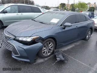 2019 Toyota Avalon XLE with VIN 4T1BZ1FB3KU033885, listed as a IAAI auction lot 41774796 with 77,835 mi miles. Bid and sale history available at carsss.com. Image 2.
