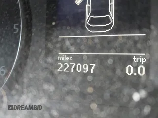 2012 Volkswagen Passat SE z VIN 1VWBN7A31CC044441, wystawiony jako IAAI lot #41390295 z przebiegiem 227 097 mil mil oraz . Historia ofert i sprzedaży dostępna na DreamBid. Obrazek 14.