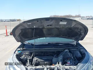 2016 Honda CR-V LX with VIN 5J6RM4H3XGL135927, listed as a IAAI auction lot 41899292 with 165,000 mi miles. Bid and sale history available at carsss.com. Image 10.
