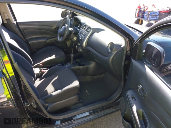 2012 Nissan Versa SL with VIN 3N1CN7AP8CL848298, listed as a IAAI auction lot 42015098 with 143,689 mi miles. Bid and sale history available at carsss.com. Image 5.