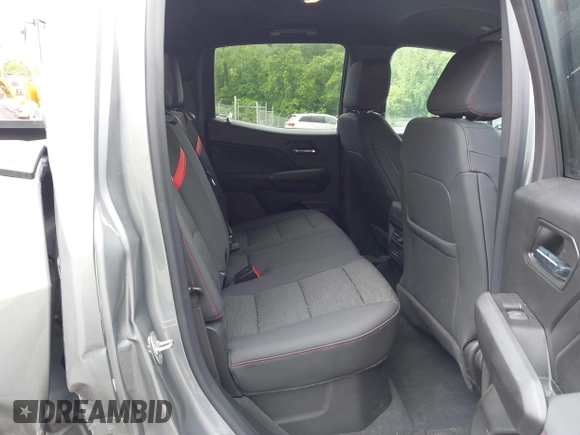 2024 Chevrolet Colorado 4WD Z71 with VIN 1GCPTDEK3R1152059, listed as a IAAI auction lot 42383826 with 4,002 mi miles and . Bid and sale history available at DreamBid. Image 8.