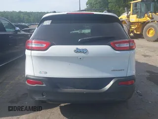 2017 Jeep Cherokee Sport с VIN 1C4PJLAB6HW669069, выставлен на аукционе IAAI как лот 42271638 с пробегом 270 174 миль миль и . История ставок и продаж доступна на DreamBid. Изображение 15.