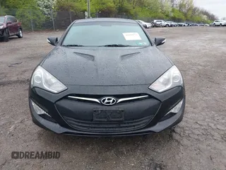 2016 Hyundai Genesis Coupe R-Spec with VIN KMHHU6KJ9GU132432, listed as a IAAI auction lot 42009573 with 63,267 mi miles and . Bid and sale history available at DreamBid. Image 13.