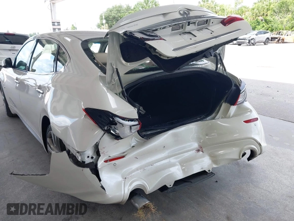 2018 Infiniti Q70 Luxe with VIN JN1BY1PP4JM330361, listed as a IAAI auction lot 42469866 with 69,986 mi miles and . Bid and sale history available at DreamBid. Image 6.