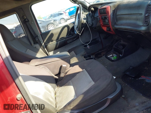 2004 Ford Ranger XL Fleet z VIN 1FTZR15E14PA84138, wystawiony jako IAAI lot #42578495 z przebiegiem Nie podano mil oraz . Historia ofert i sprzedaży dostępna na DreamBid. Obrazek 5.