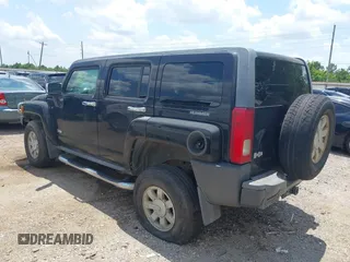 2008 Hummer H3 Luxury z VIN 5GTEN13E788184170, wystawiony jako IAAI lot #42386498 z przebiegiem 212 463 mil mil oraz . Historia ofert i sprzedaży dostępna na DreamBid. Obrazek 3.
