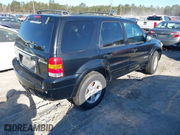 2006 Ford Escape Hybrid with VIN 1FMCU96H26KA26076, listed as a IAAI auction lot 41833227 with 236,280 mi miles and . Bid and sale history available at DreamBid. Image 4.