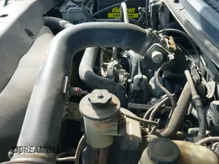2005 Ford F-150 XLT с VIN 1FTPX14575FA34043, выставлен на аукционе IAAI как лот 42953150 с пробегом 326 813 миль миль и . История ставок и продаж доступна на DreamBid. Изображение 12.