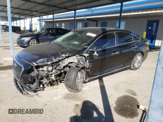 2017 Hyundai Sonata SE with VIN KMHE24L18HA051520, listed as a Copart auction lot 48121315 with 141,768 mi miles and Salvage Title. Bid and sale history available at DreamBid. Image 1.