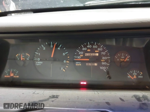 1995 Jeep Grand Cherokee Laredo with VIN 1J4GZ58S2SC679918, listed as a IAAI auction lot 41840415 with 261,434 mi miles. Bid and sale history available at carsss.com. Image 7.