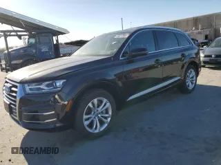 2019 Audi Q7 Premium with VIN WA1AAAF75KD011495, listed as a Copart auction lot 49677355 with 46,460 mi miles and Salvage title. Bid and sale history available at DreamBid. Image 1.