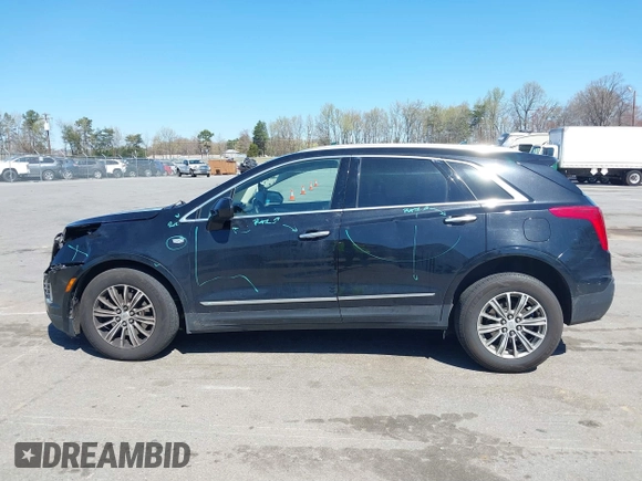 2017 Cadillac XT5 Luxury AWD z VIN 1GYKNDRS6HZ325727, wystawiony jako IAAI lot #41900538 z przebiegiem 132 375 mil mil oraz . Historia ofert i sprzedaży dostępna na DreamBid. Obrazek 14.