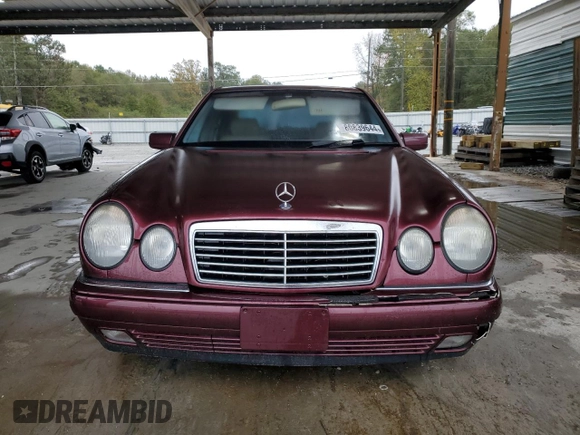 1998 Mercedes-Benz E-Class with VIN WDBJF65F7WA651470, listed as a Copart auction lot 80839644 with 158,508 mi miles and Clean Title. Bid and sale history available at carsss.com. Image 5.