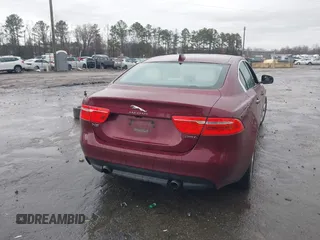2017 Jaguar XE 25t z VIN SAJAR4BG5HA966931, wystawiony jako IAAI lot #41798260 z przebiegiem 147 422 mil mil oraz . Historia ofert i sprzedaży dostępna na DreamBid. Obrazek 4.