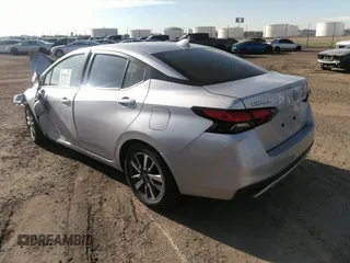 2023 Nissan Versa SV z VIN 3N1CN8EV0PL871854, wystawiony jako IAAI lot #41958143 z przebiegiem Nie podano mil oraz . Historia ofert i sprzedaży dostępna na DreamBid. Obrazek 3.