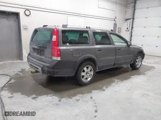 2007 Volvo XC70 with VIN YV4SZ592771264348, listed as a IAAI auction lot 42042364 with 128,550 mi miles. Bid and sale history available at carsss.com. Image 4.