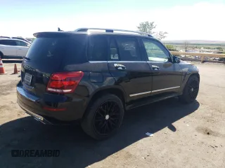 2015 Mercedes-Benz GLK with VIN WDCGG5HB1FG427727, listed as a Copart auction lot 67958104 with 81,622 mi miles and Salvage Title. Bid and sale history available at carsss.com. Image 3.