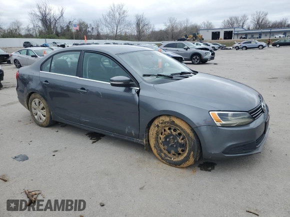 2013 Volkswagen Jetta SE с VIN 3VWDX7AJ5DM311890, выставлен на аукционе Copart как лот 50812155 с пробегом Не указан миль и Списание • Salvage title. История ставок и продаж доступна на DreamBid. Изображение 4.