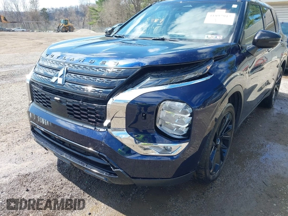 2022 Mitsubishi Outlander SE z VIN JA4J4UA89NZ077502, wystawiony jako IAAI lot #41897917 z przebiegiem 26 045 mil mil oraz . Historia ofert i sprzedaży dostępna na DreamBid. Obrazek 6.