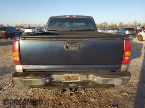 1999 GMC New Sierra 1500 SLE with VIN 1GTEK19T9XE535862, listed as a Copart auction lot 87230694 with 195,043 mi miles and Clean Title. Bid and sale history available at carsss.com. Image 7.