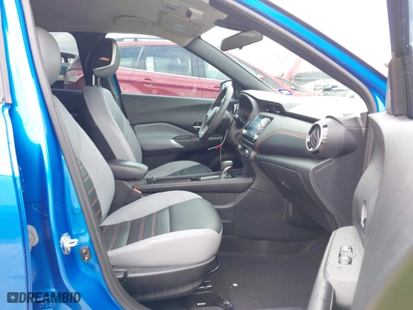 2022 Nissan Kicks SR with VIN 3N1CP5DV0NL495941, listed as a IAAI auction lot 41465827 with 13,062 mi miles. Bid and sale history available at carsss.com. Image 5.