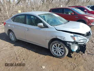 2019 Nissan Sentra S z VIN 3N1AB7APXKY372220, wystawiony jako IAAI lot #41723914 z przebiegiem 103 308 mil mil oraz . Historia ofert i sprzedaży dostępna na DreamBid. Obrazek 1.