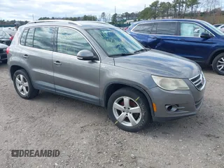 2010 Volkswagen Tiguan SEL with VIN WVGAV7AX3AW529317, listed as a IAAI auction lot 42059046 with Not provided miles and . Bid and sale history available at DreamBid. Image 1.