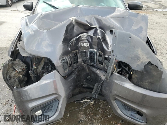2020 Jeep Cherokee Latitude Plus with VIN 1C4PJLLB2LD528551, listed as a Copart auction lot 53190595 with 89,188 mi miles and Salvage title. Bid and sale history available at DreamBid. Image 12.